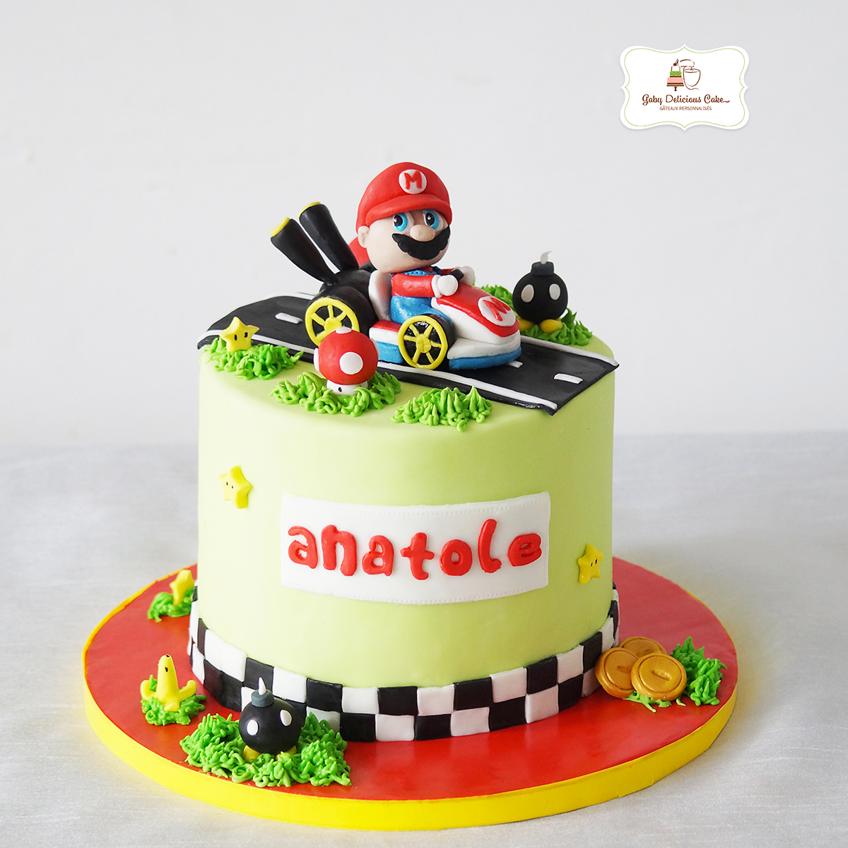 Gâteau Anniversaire Super Mario: Aventure Sucrée, Saveurs Ludiques